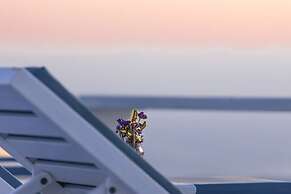 Athermi Suites - Adults Only