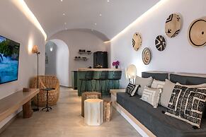 Athermi Suites - Adults Only