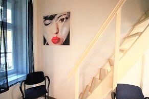 Budapest Easy Flats - Opera Apartments