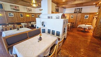 Garni Hotel Alpin Scheffau
