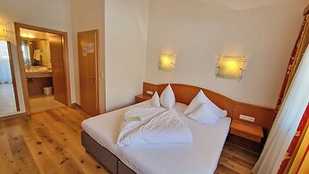 Garni Hotel Alpin Scheffau