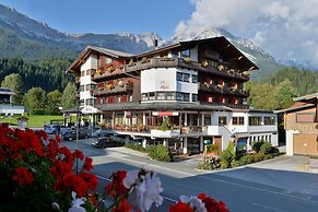 Garni Hotel Alpin Scheffau