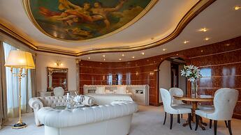 Mulino Luxury Boutique Hotel