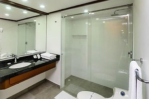 Travelers Suites Condominio Plenitud