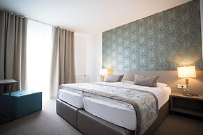 Alp Hotel
