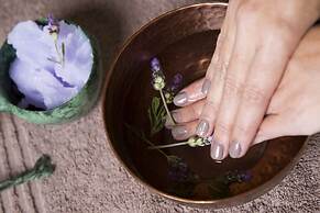 African Rock Hotel & Spa, a 