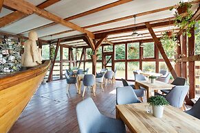 Dolina Charlotty Resort Spa
