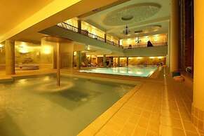 Dolina Charlotty Resort Spa