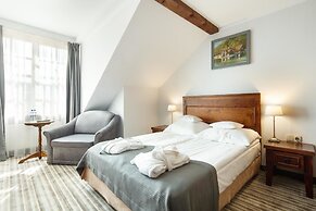 Dolina Charlotty Resort Spa