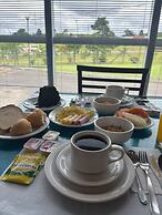 Harbor Self Graciosa Hotel