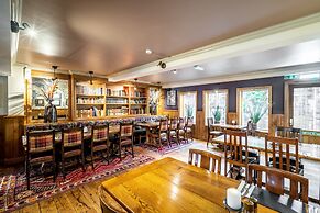 Bears Paw Inn