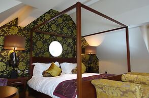 Bears Paw Inn