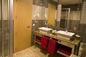 Holiday World Polynesia