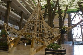 Holiday World Polynesia