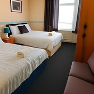 St Elmo Hotel