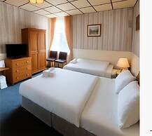 St Elmo Hotel