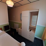 St Elmo Hotel
