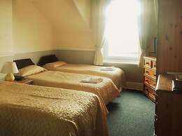 St Elmo Hotel