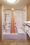 La Quinta Inn & Suites by Wyndham Edmond