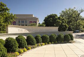 Hilton Garden Inn Bethesda Downtown