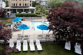 The Colonial Inn