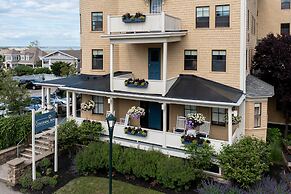 The Colonial Inn