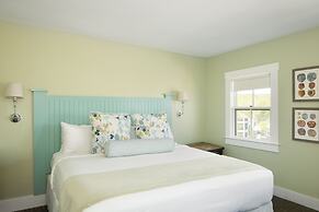 The Colonial Inn