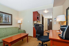 Holiday Inn Express Hotel & Suites CLARINGTON - BOWMANVILLE by IHG