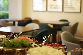 Bangna Pride Hotel & Residence