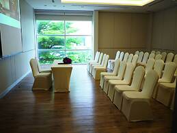 Bangna Pride Hotel & Residence