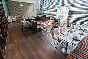 Four Points by Sheraton Los Angeles