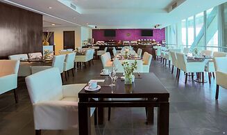 Four Points by Sheraton Los Angeles