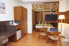 Karon Hotel - Lajpat Nagar