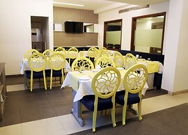 Karon Hotel - Lajpat Nagar