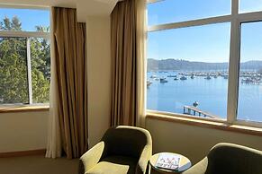 Mirage Hotel Newport