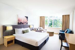 Mirage Hotel Newport