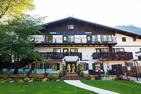 Blue Elk Inn