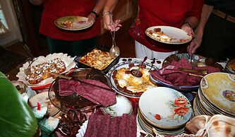 Heron Cay Lakeview Bed & Breakfast Inn