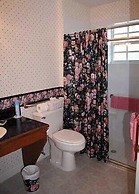 Heron Cay Lakeview Bed & Breakfast Inn