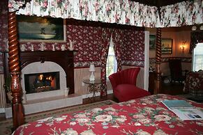 Heron Cay Lakeview Bed & Breakfast Inn