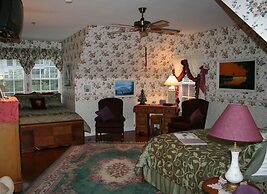 Heron Cay Lakeview Bed & Breakfast Inn