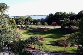 Heron Cay Lakeview Bed & Breakfast Inn