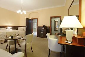 Hotel Grand