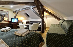Hotel Grand