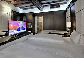 Hotel Grand