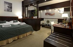 Hotel Grand
