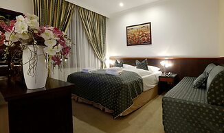 Hotel Grand