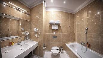 Hotel Grand