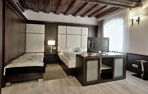 Hotel Grand