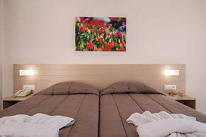 Atrion Hotel